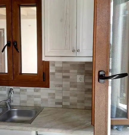 Margaritis 2 * Ajía Ána